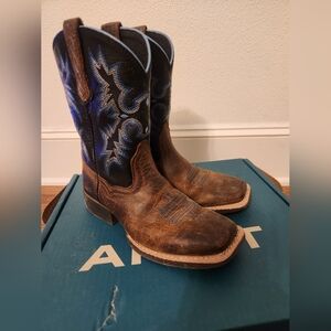 Boys Ariat Boots, 1.5